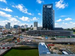 Gateway East (D7), Office #627358041